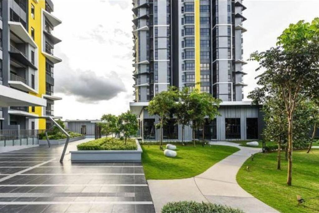 Cozy Mayfair Homestay Puchong Exterior photo