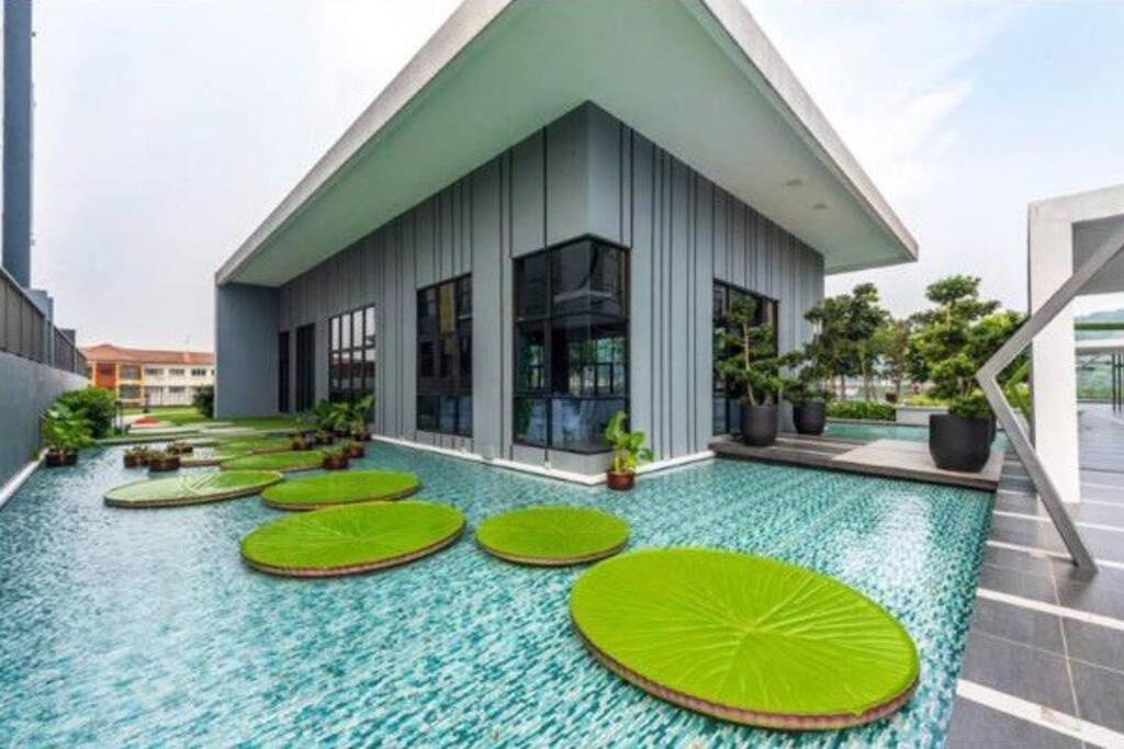 Cozy Mayfair Homestay Puchong Exterior photo