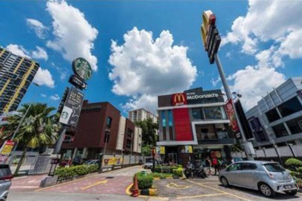 Cozy Mayfair Homestay Puchong Exterior photo